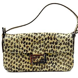 Fendi baguette animal leopard print python leather bag handbag